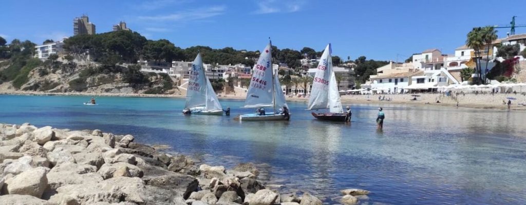 Picture of launching boats from beach.